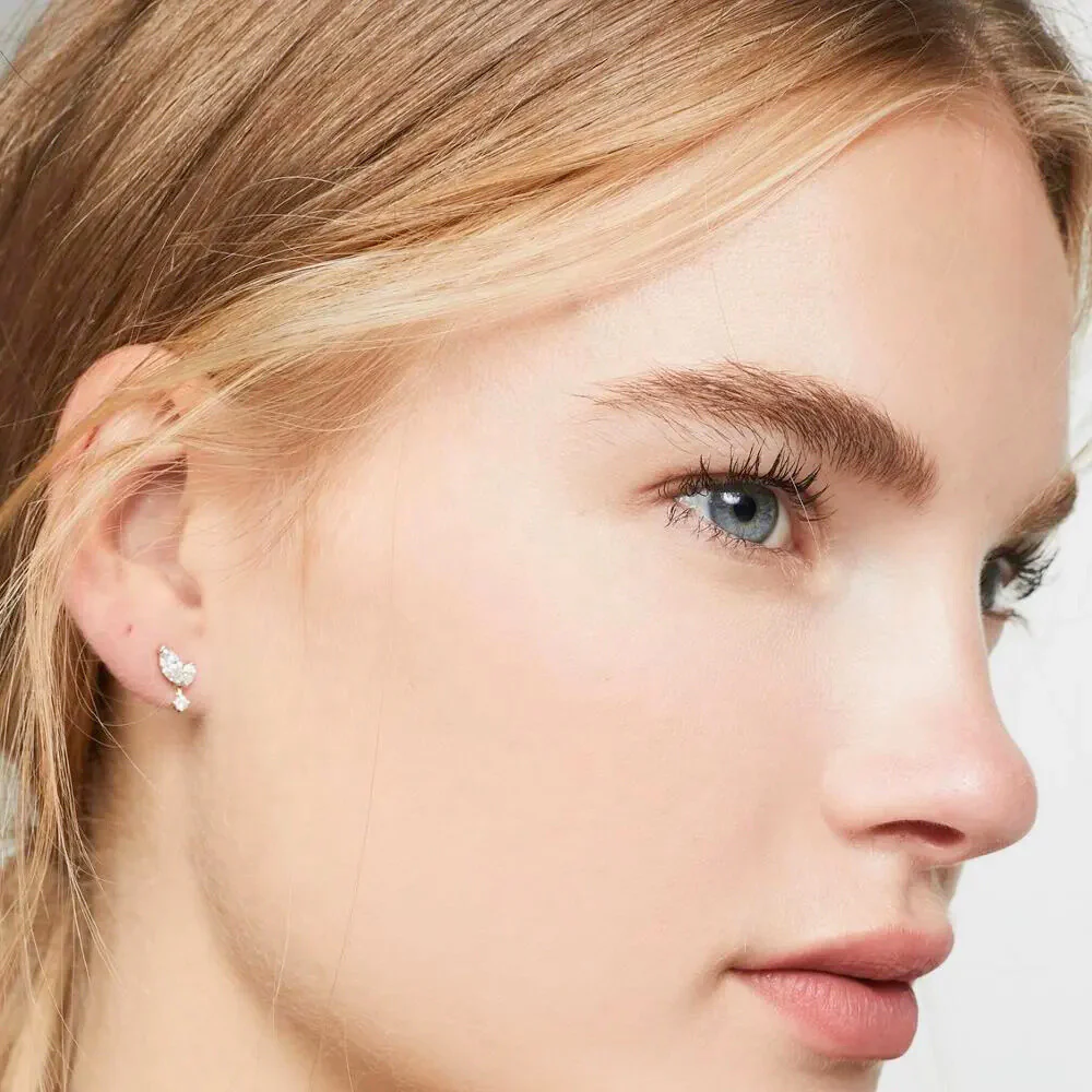 Beatrix Stud Earring in Gold - Image 4
