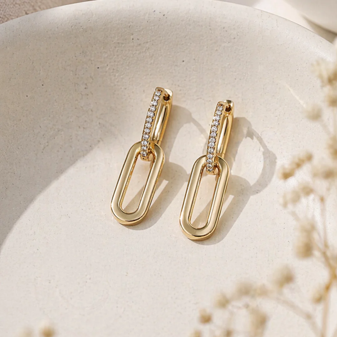 Fifi Huggie in Gold - Image 2