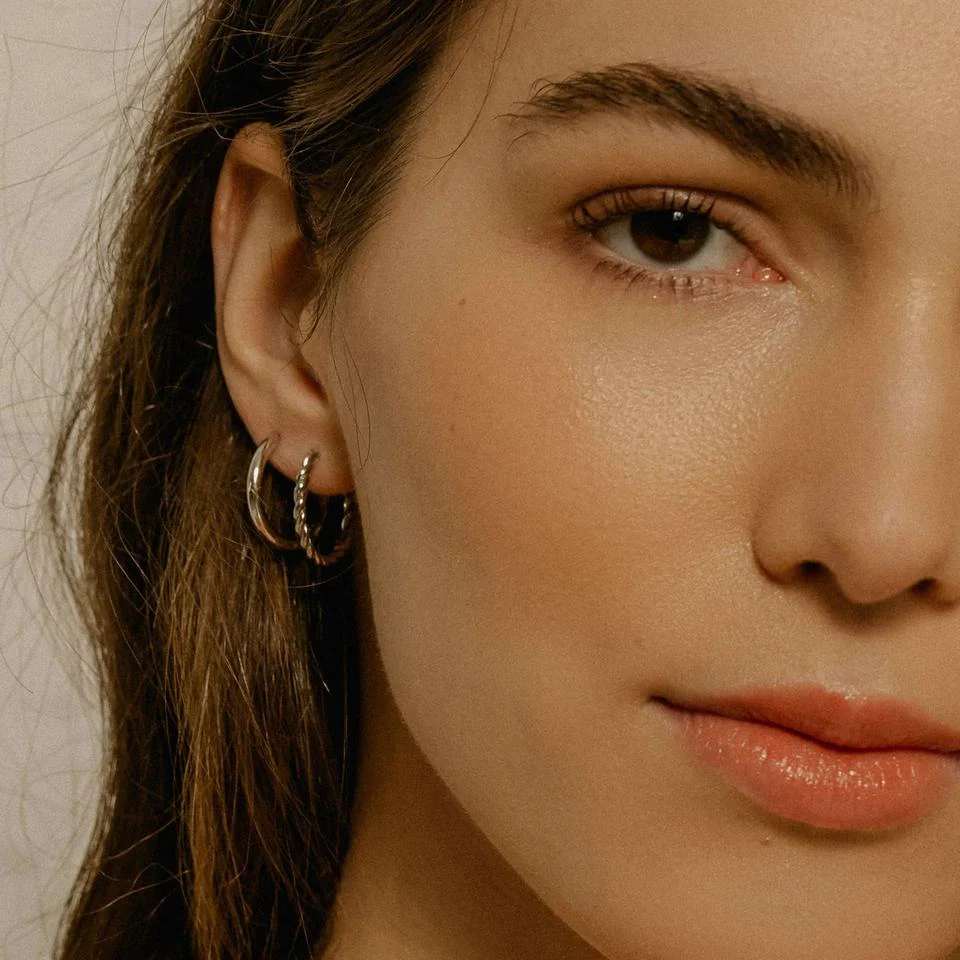 Georgia Hoop Earrings in Silver - Image 5