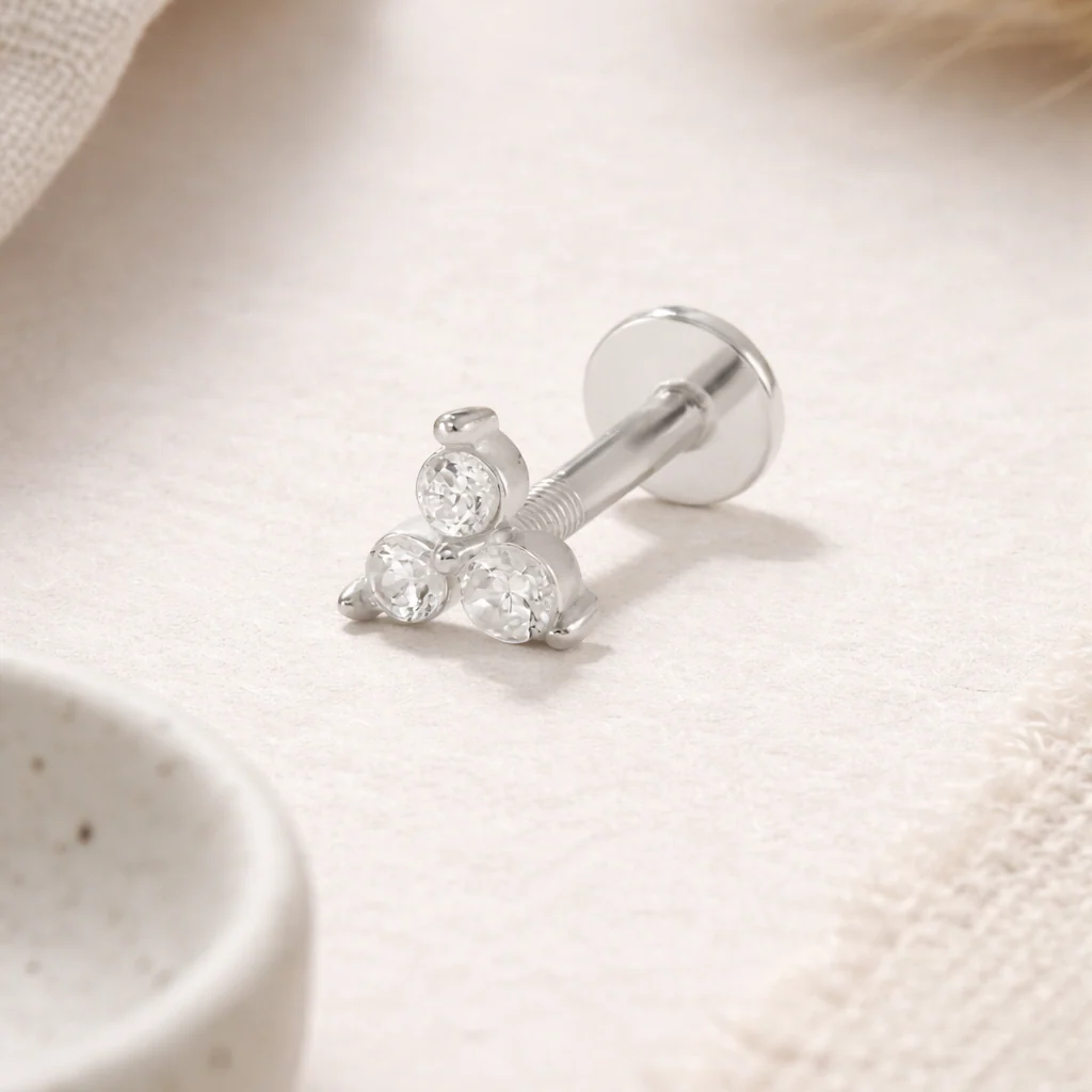 Ivy Flat Back Stud Earring in Gold - Image 3