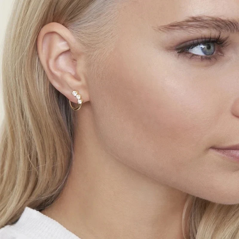 Kylie Hoop Earring in Gold - Image 4