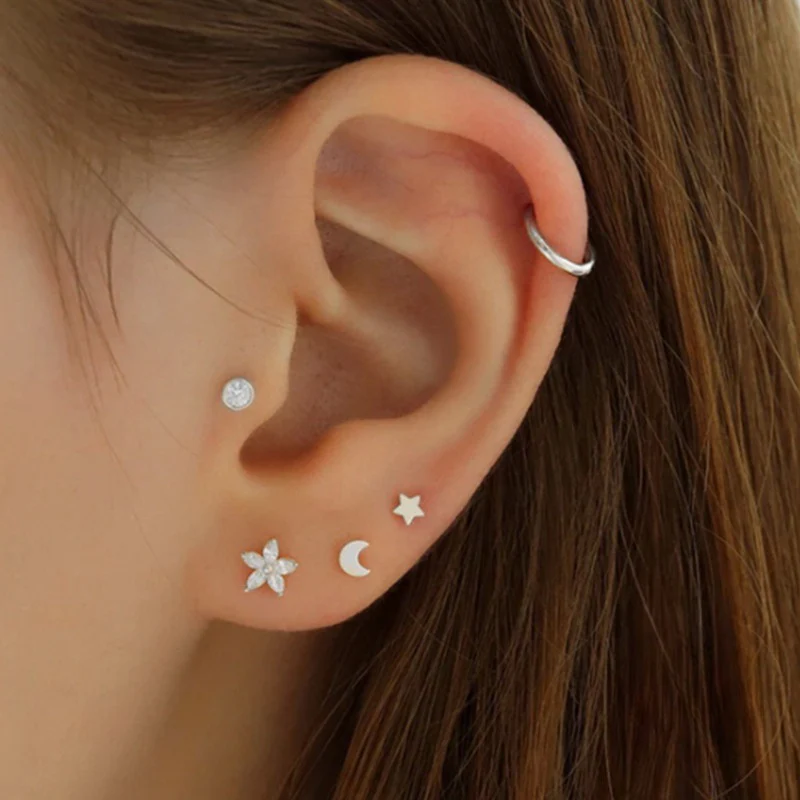Taryn Flat Back Stud Earring in Gold - Image 3