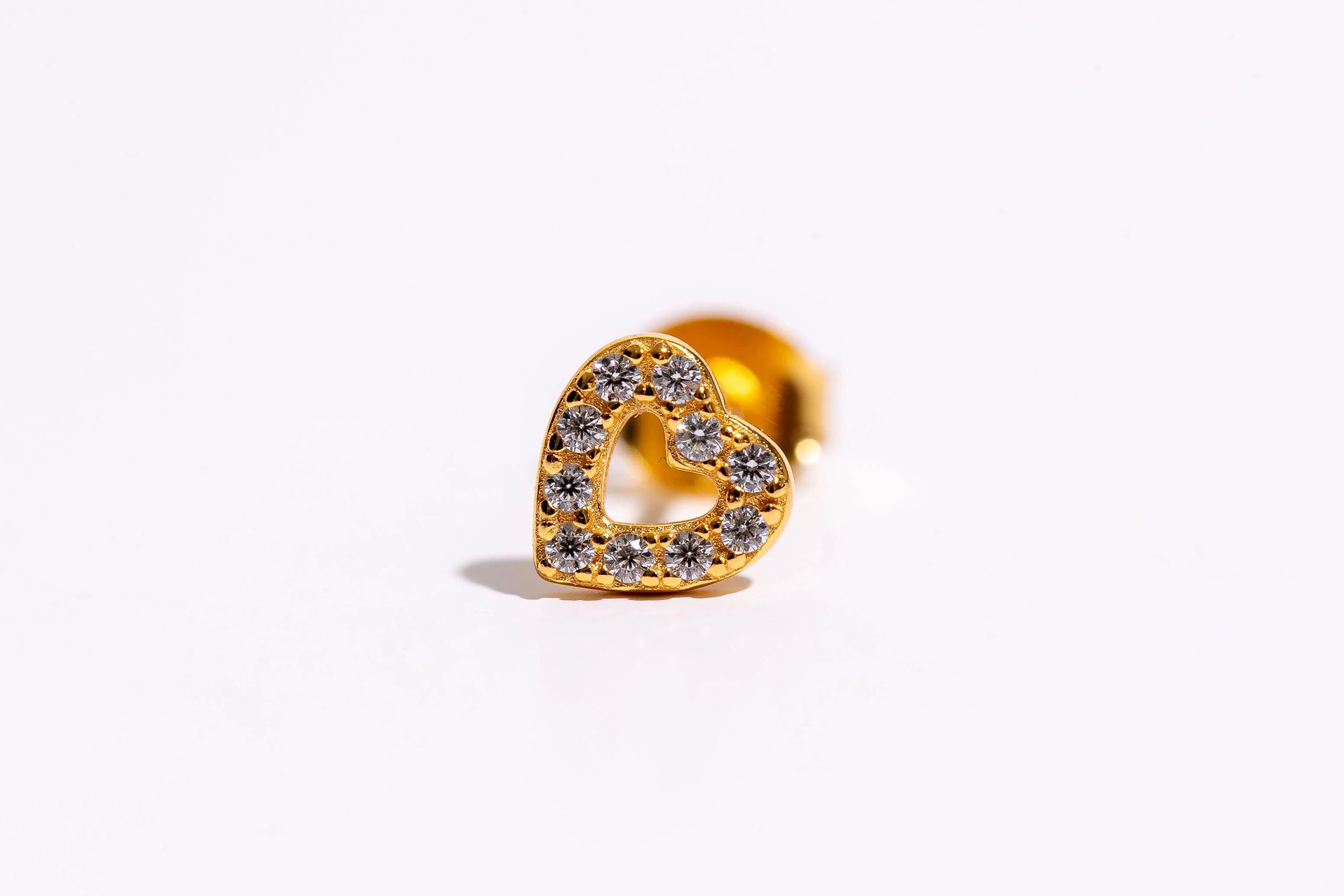 Victoria Stud Earring in Gold - Image 4
