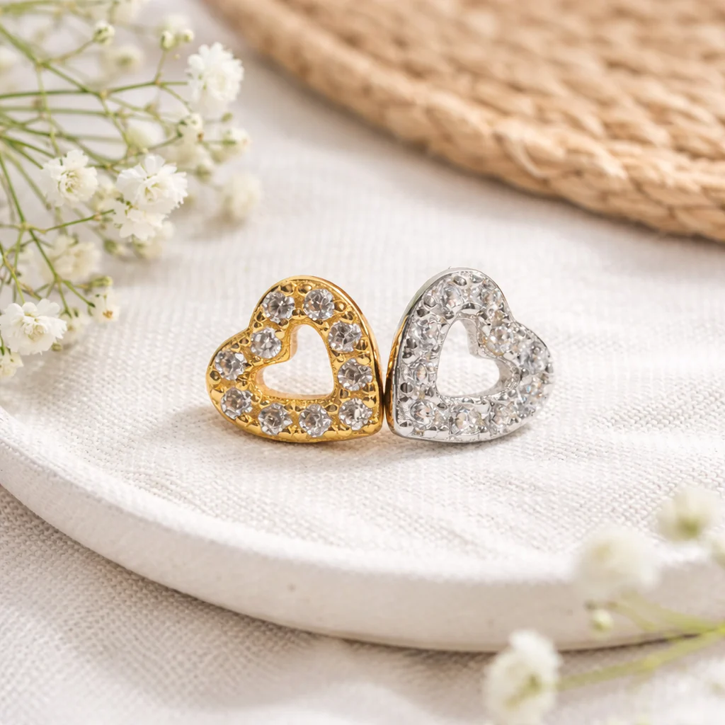 Victoria Stud Earring in Gold - Image 2